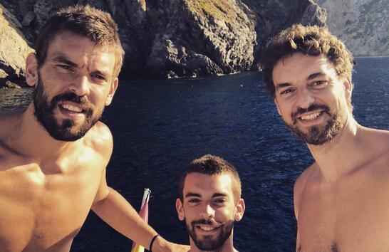 大巴黎官方：舍瓦利耶脚踝受伤接受治疗，杜埃正在恢复阶段（巴黎圣日耳曼官宣：舍瓦利耶脚踝伤已接受治疗，杜埃正处恢复期）