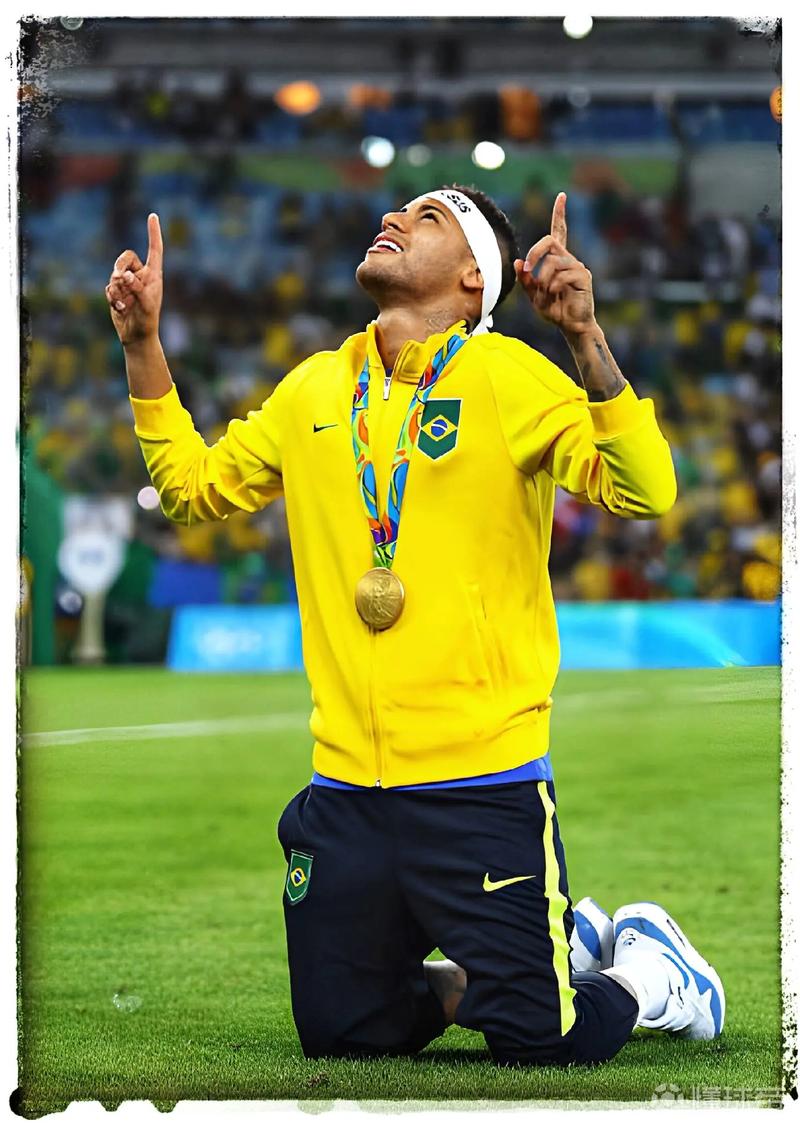 奥特加：梅西比以往时候更出色，他会确保明年世界杯时的状态（奥特加：梅西如今比过去更强，他会确保以最佳状态出战明年世界杯）