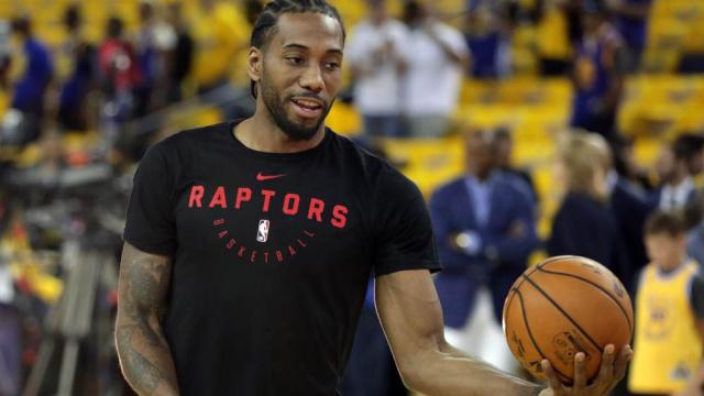 雷迪克执教水平上升，詹姆斯一数据联盟第一，湖人三巨头越打越猛（雷迪克执教精进，詹姆斯一项联盟第一，湖人三巨头越战越勇）