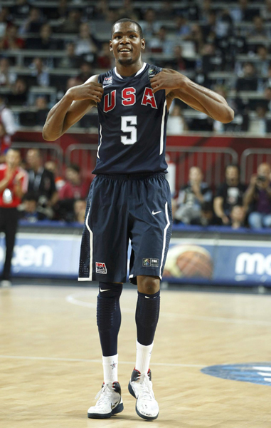 0-1！欧冠头号伪强队现形：第88分钟被点球绝杀！连续输给5大豪门（0-1！欧冠伪强队原形毕露：第88分钟遭点球绝杀，连续不敌五大豪门）