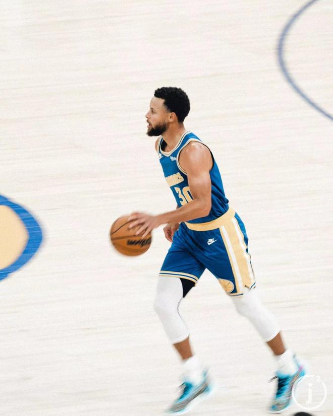 Shams：活塞&老鹰&猛龙预计将在交易中追逐浓眉（Shams：活塞、老鹰、猛龙或将在交易中竞逐浓眉）