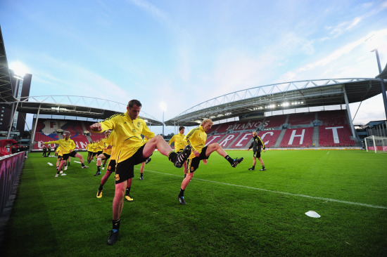 周琦晒与赵睿&翟晓川&方硕合照：又是一年新赛季（周琦晒与赵睿、翟晓川、方硕合影：新赛季再启程）